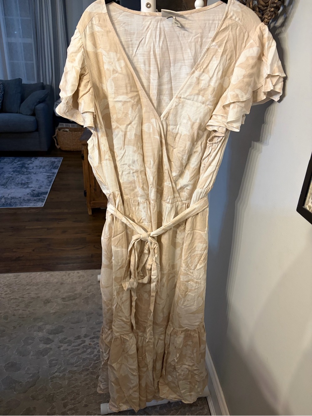 Ava & Viv Beige Floral Wrap Maxi Dress with Tie Waist size XXL